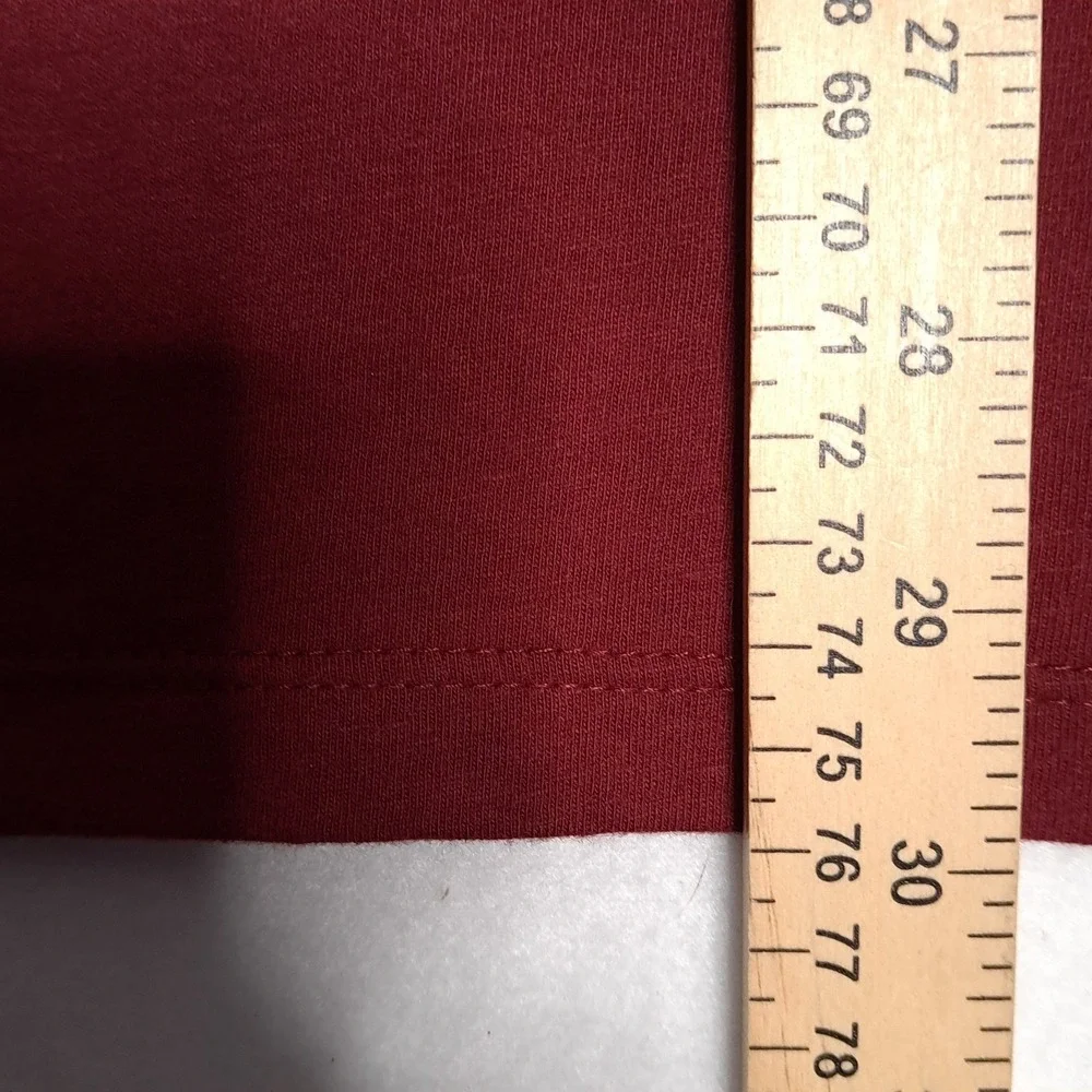 The North Face Long Sleeve Shirt Mens Small Burgundy Graphic Tee Crew Neck Top